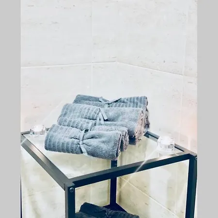 Marssel Luxe Апартамент *