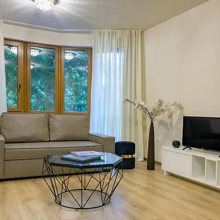 Marssel Luxe Апартамент *