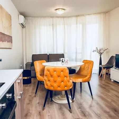 Marssel Luxe Апартамент Варна